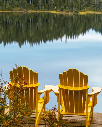 chairs at Battleship lake loop